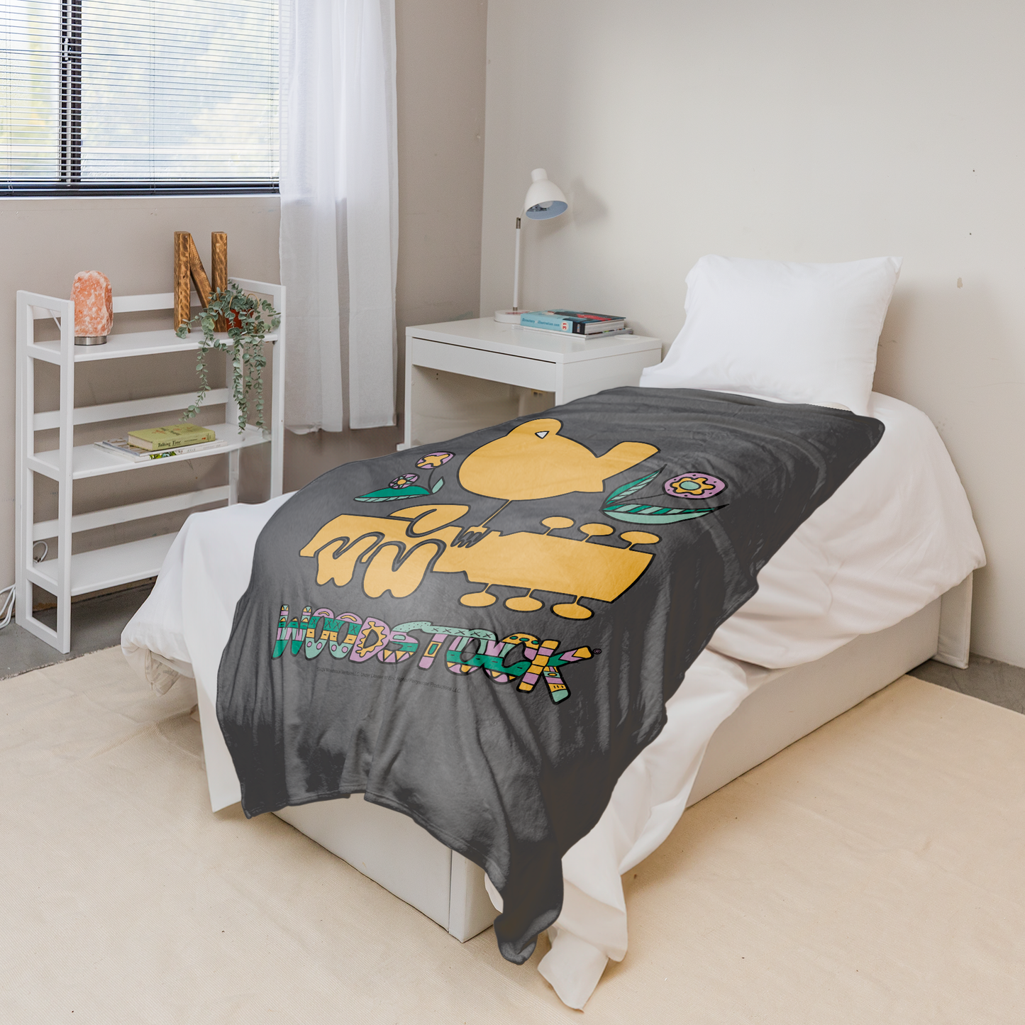 Woodstock Bird Aztec with Fleece Blanket